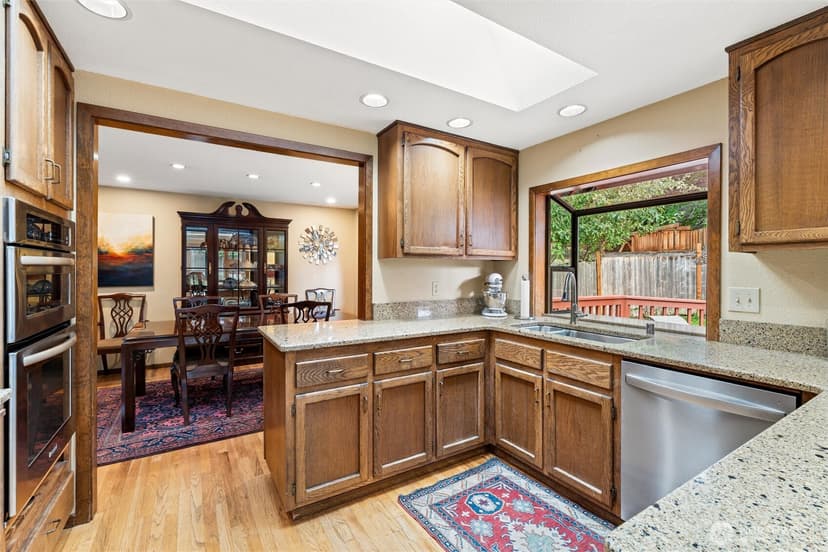 Property photo for 6314 137th Place SW, Edmonds photo 10