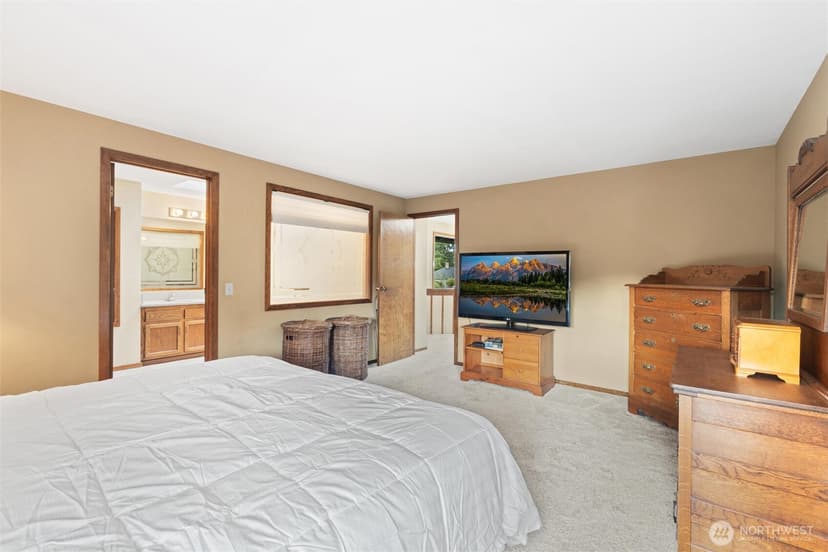 Property photo for 6314 137th Place SW, Edmonds photo 24
