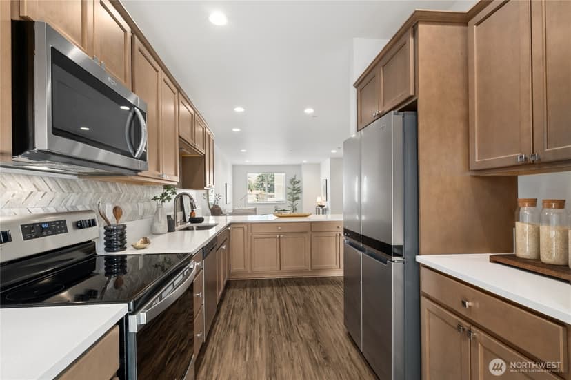 Property photo for 115 SW 181st Place, Normandy Park photo 10