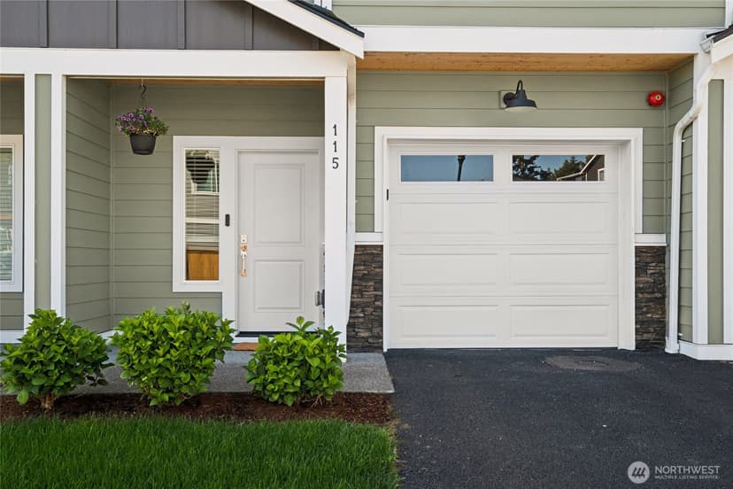Property photo for 115 SW 181st Place, Normandy Park photo 3