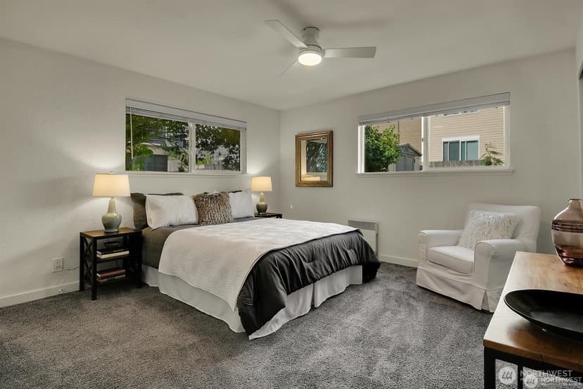 Property photo for 2353 Federal Avenue E, Seattle photo 16
