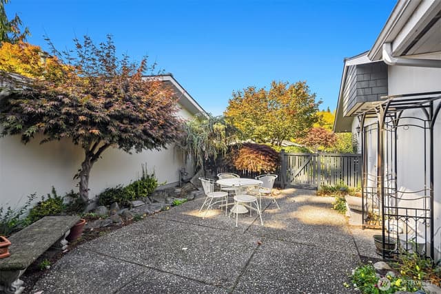 Property photo for 1821 NW 195th Street #11, Shoreline photo 5
