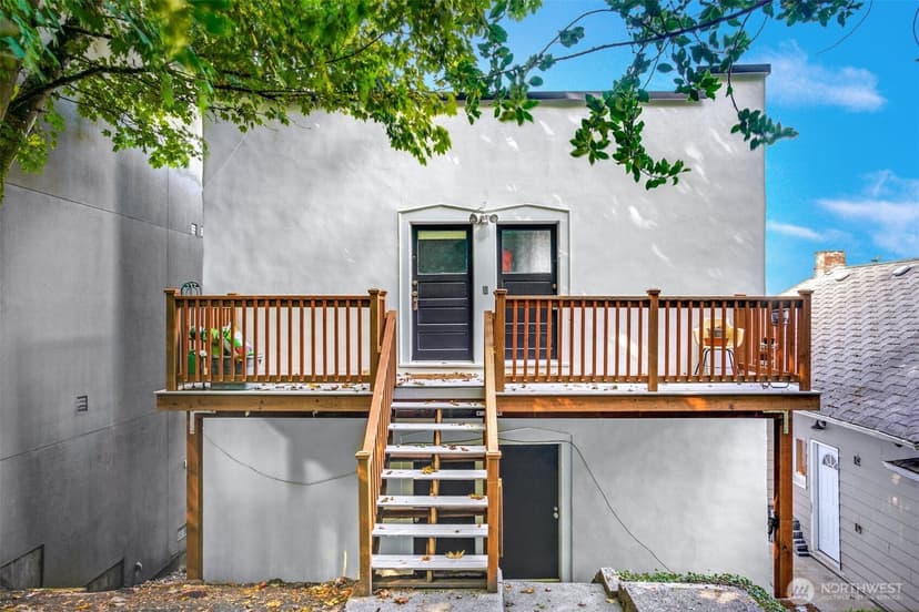 Property photo for 1124 Lakeview Boulevard E #1-4, Seattle photo 27