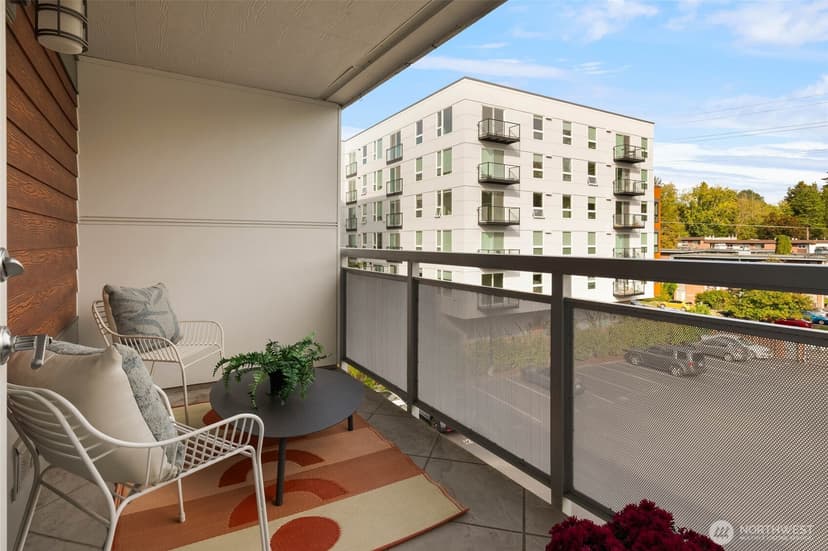 Property photo for 10501 8th Avenue NE #430, Seattle photo 18