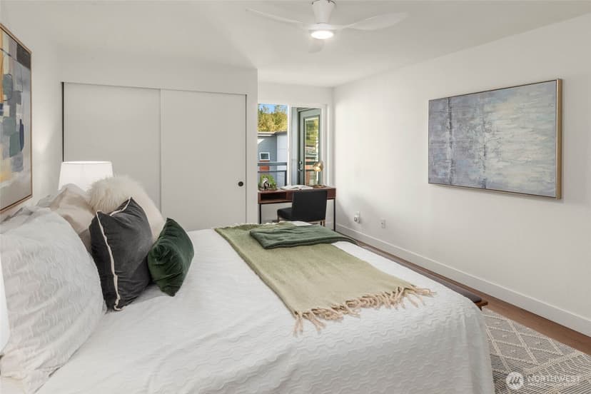 Property photo for 10501 8th Avenue NE #430, Seattle photo 16
