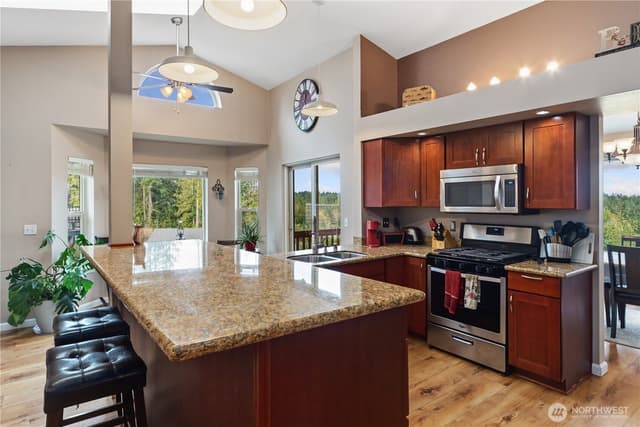 Property photo for 1242 NW Timber Shadow Court, Silverdale photo 4