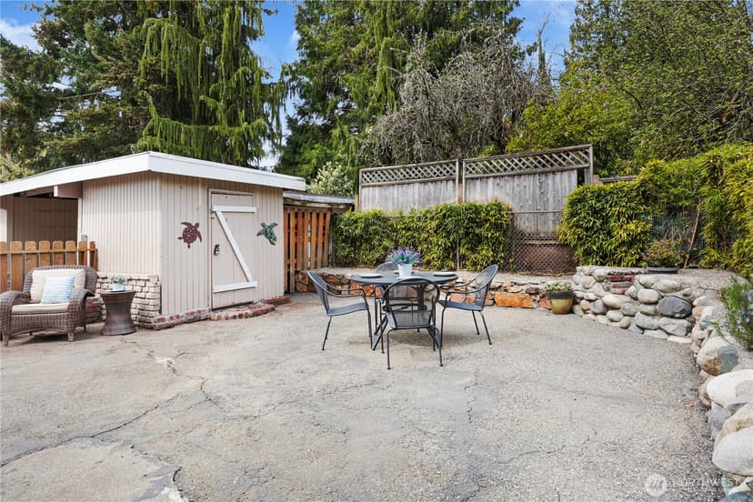 Property photo for 8005 220th Street SW, Edmonds photo 24