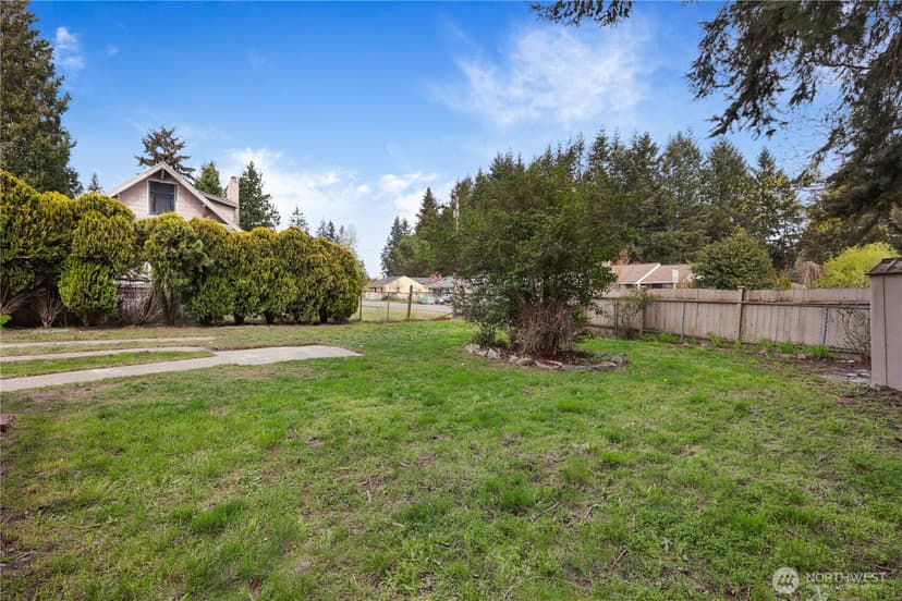 Property photo for 8005 220th Street SW, Edmonds photo 28