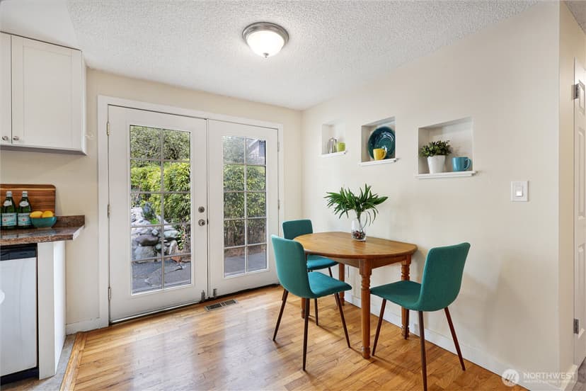 Property photo for 8005 220th Street SW, Edmonds photo 5