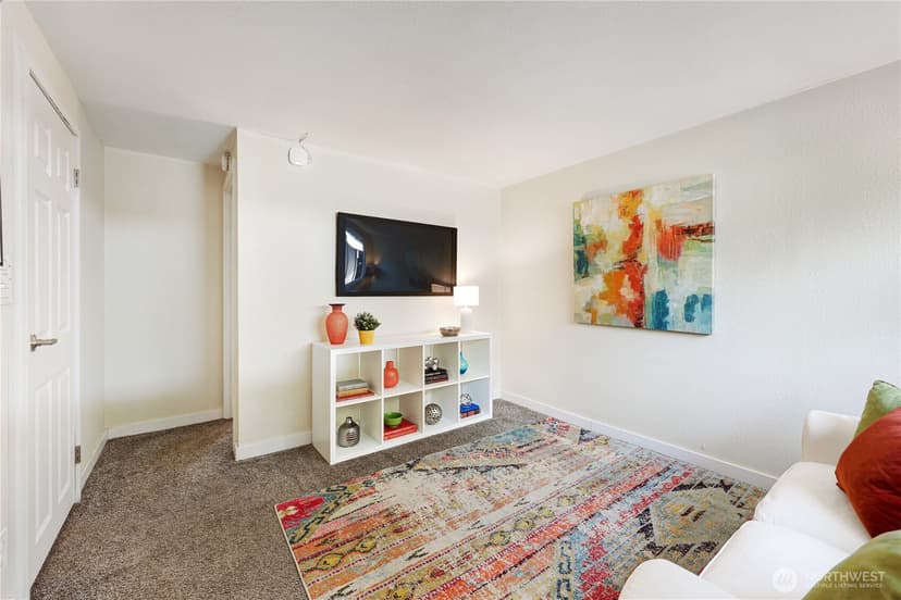 Property photo for 8005 220th Street SW, Edmonds photo 13
