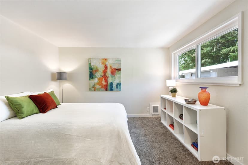 Property photo for 8005 220th Street SW, Edmonds photo 17