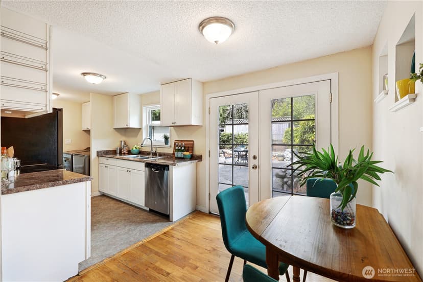 Property photo for 8005 220th Street SW, Edmonds photo 6