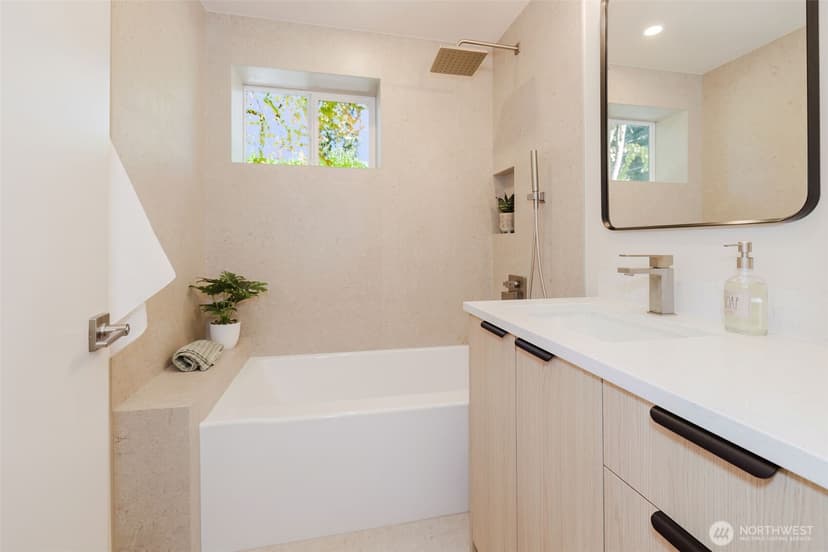 Property photo for 6338 Blakely Avenue NE, Bainbridge Island photo 16