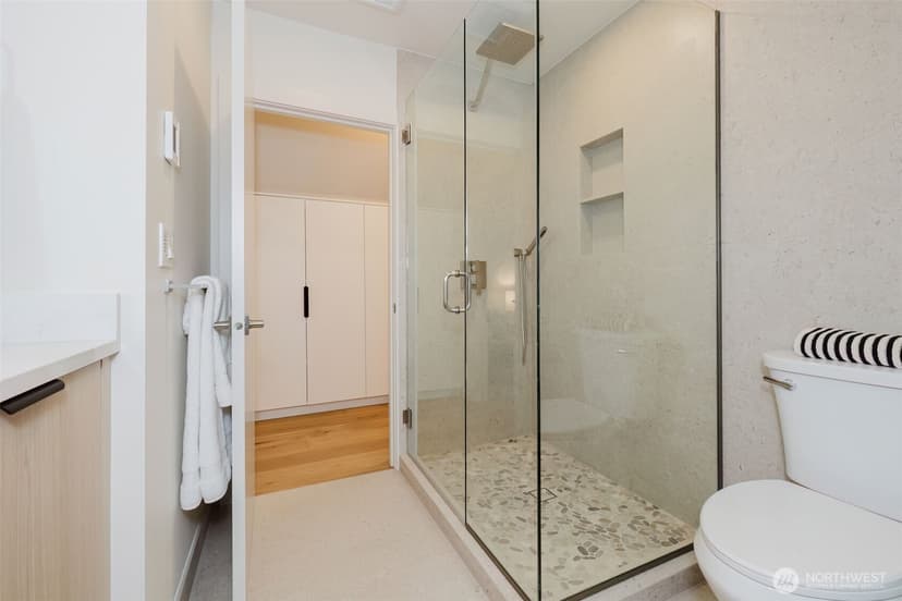 Property photo for 6338 Blakely Avenue NE, Bainbridge Island photo 21