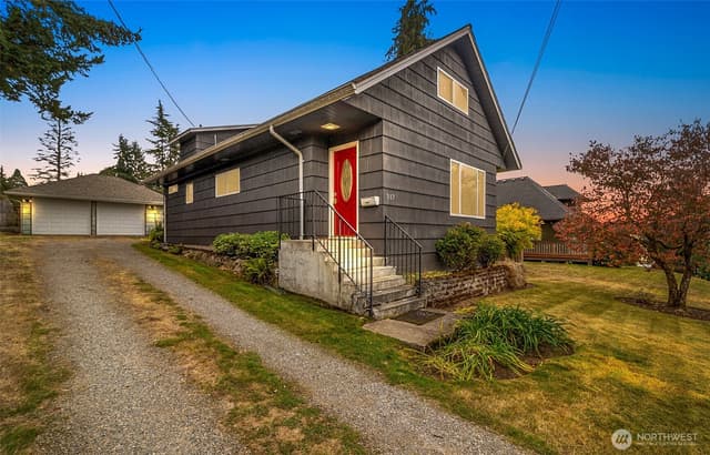 Property photo for 317 AVE J, Snohomish