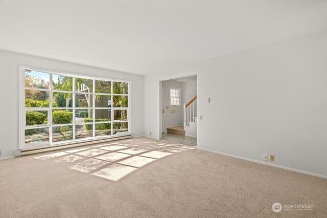 Property photo for 1420 Bellevue Way SE #8, Bellevue photo 6