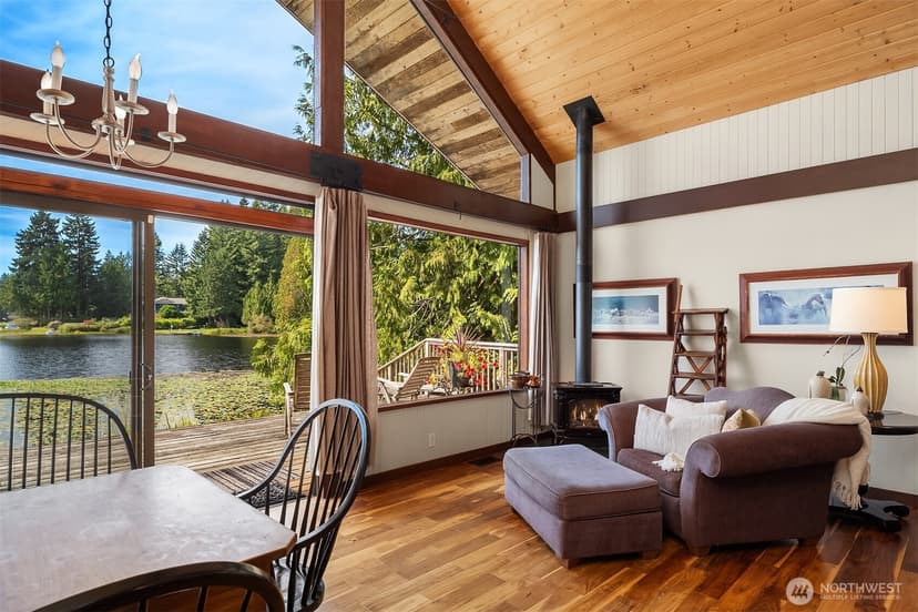 Property photo for 11521 E Lake Joy Drive NE, Carnation photo 6