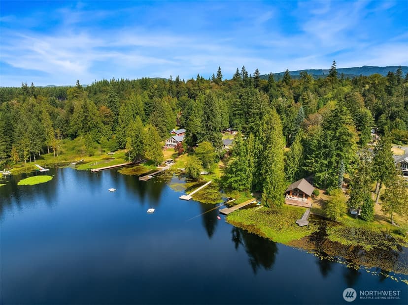 Property photo for 11521 E Lake Joy Drive NE, Carnation photo 32