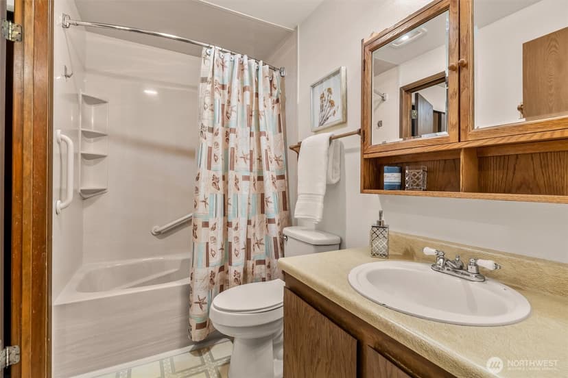 Property photo for 2644 S 226th Street #D101, Des Moines photo 22