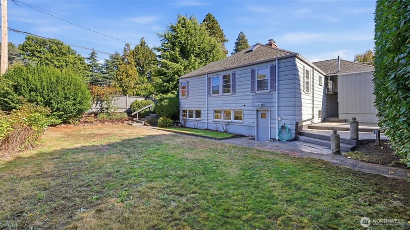 Property photo for 7419 48th Avenue NE, Seattle photo 30
