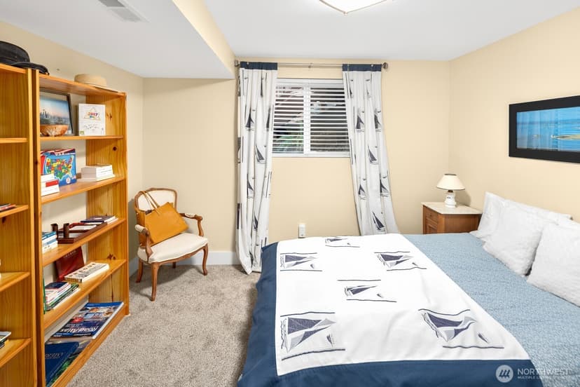 Property photo for 103 NW 171st Street, Shoreline photo 19