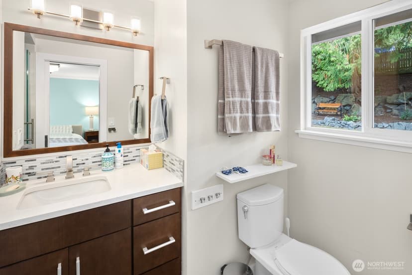 Property photo for 103 NW 171st Street, Shoreline photo 20
