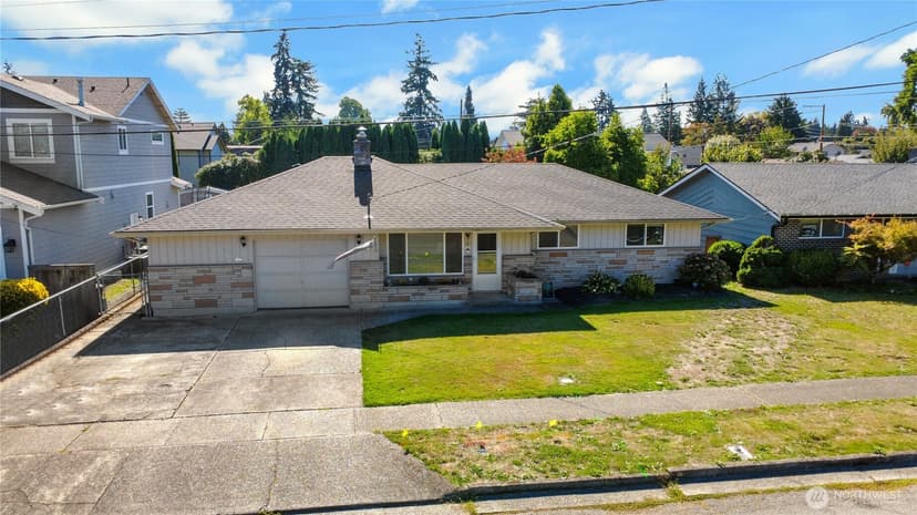 Property photo for 820 9th Avenue NW, Puyallup photo 26