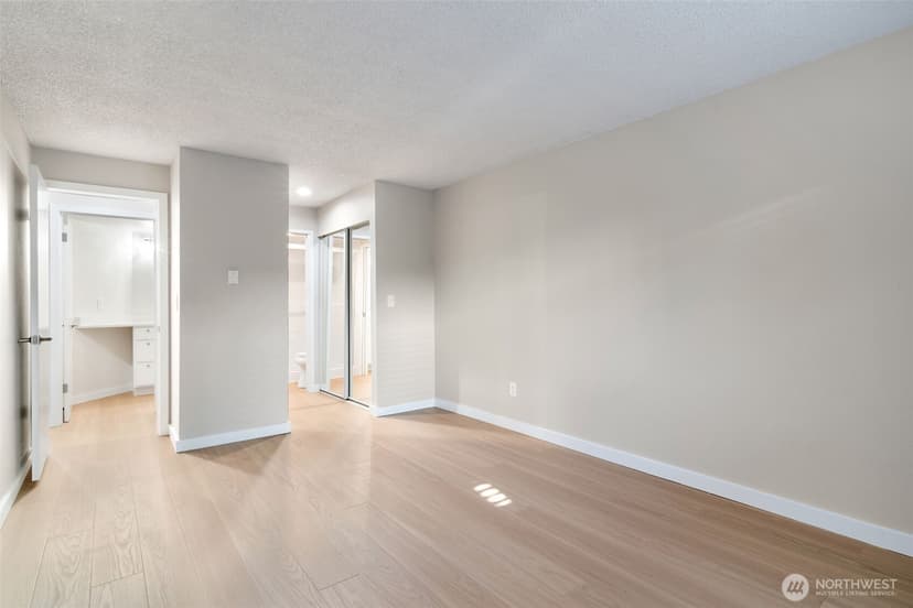 Property photo for 23507 Lakeview Dr #B103, Mountlake Terrace photo 14