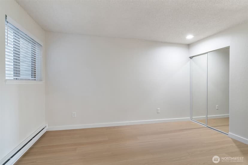 Property photo for 23507 Lakeview Dr #B103, Mountlake Terrace photo 17