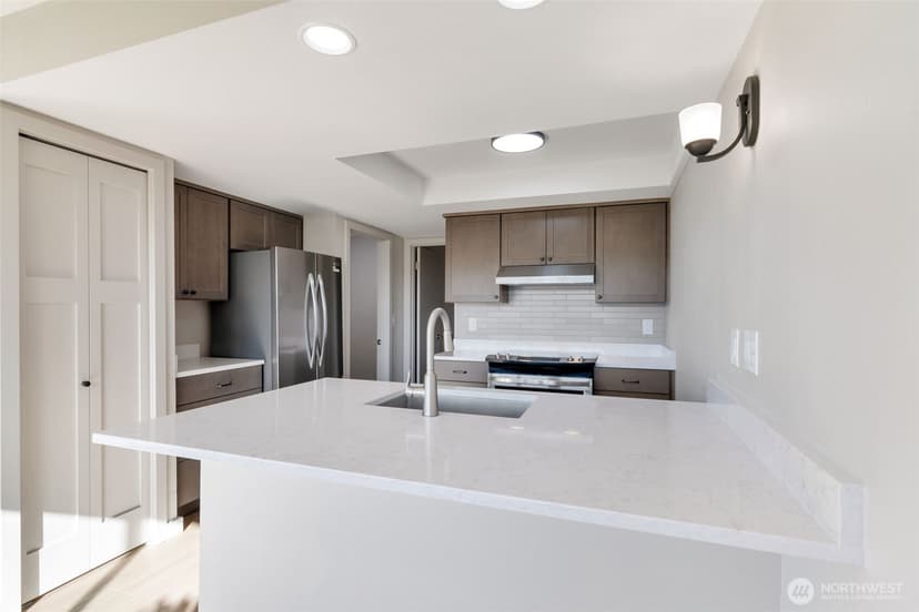 Property photo for 23507 Lakeview Dr #B103, Mountlake Terrace photo 8