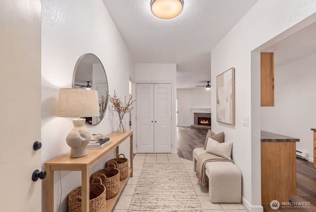 Property photo for 14475 NE 40th St #E202, Bellevue