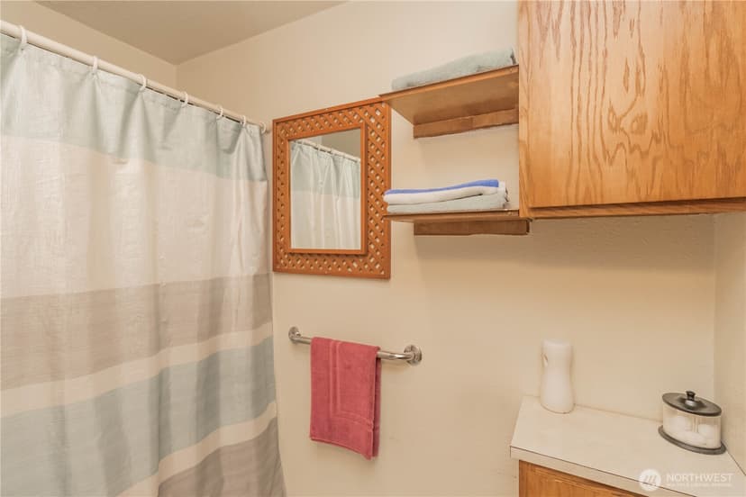 Property photo for 10622 Fruitland Avenue E, Puyallup photo 17
