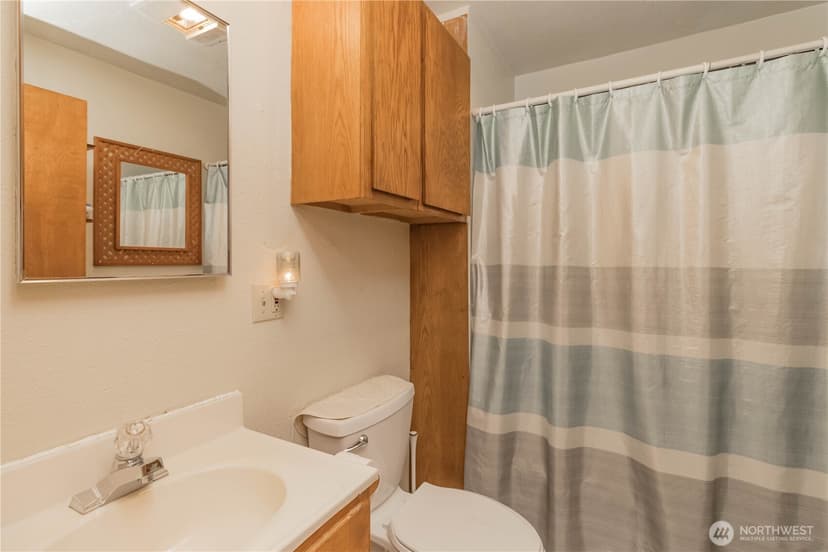 Property photo for 10622 Fruitland Avenue E, Puyallup photo 15