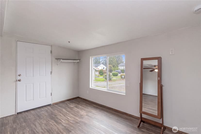 Property photo for 10622 Fruitland Avenue E, Puyallup photo 28