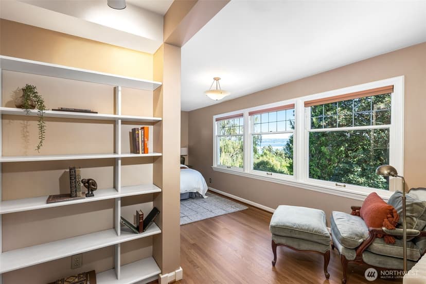 Property photo for 2324 34th Avenue S, Seattle photo 31