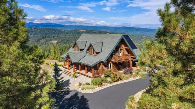 Property photo for 771 Whisper Creek Drive, Cle Elum photo 2