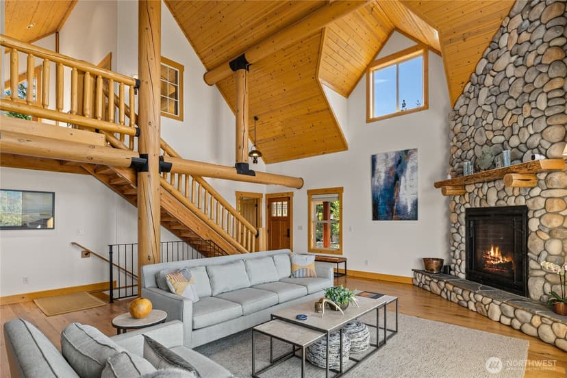 Property photo for 771 Whisper Creek Drive, Cle Elum photo 5