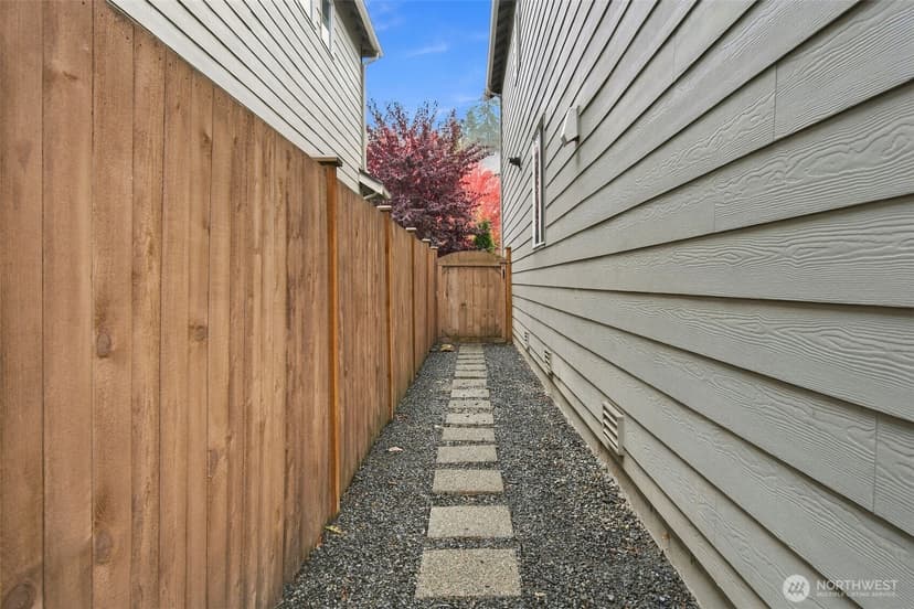 Property photo for 3310 103rd Drive NE, Lake Stevens photo 39