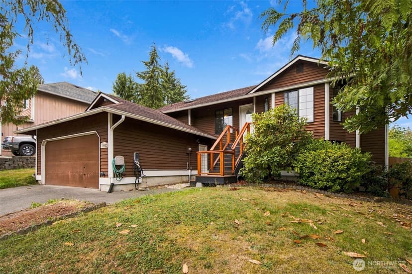 Property photo for 10429 10th Place SE, Lake Stevens photo 3