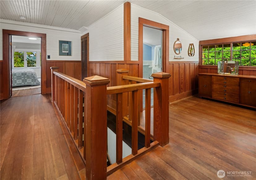 Property photo for 603 Landmark Court NE, Bainbridge Island photo 21