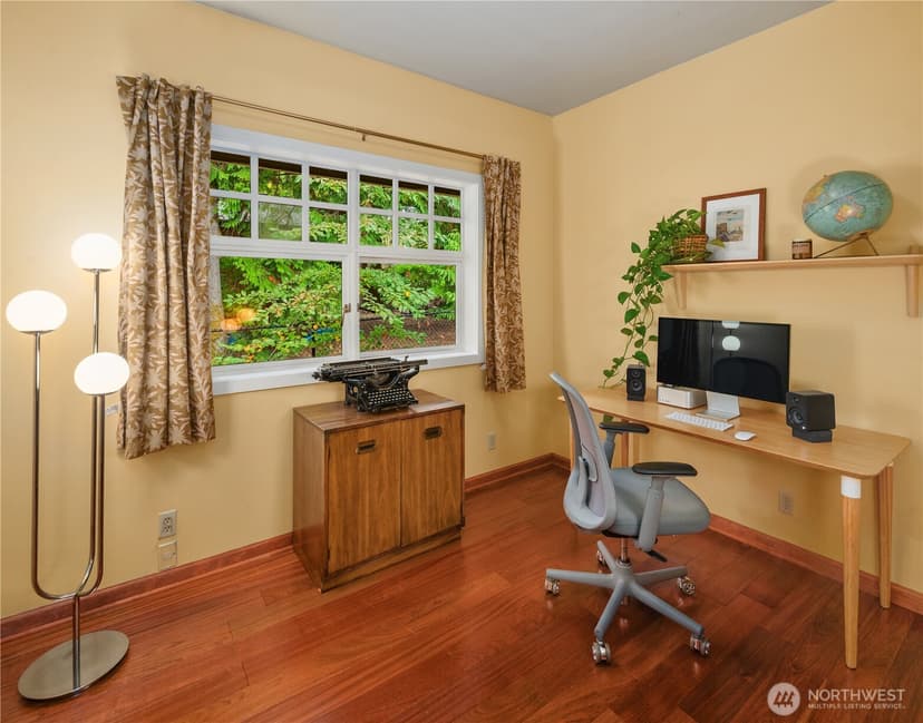 Property photo for 603 Landmark Court NE, Bainbridge Island photo 17
