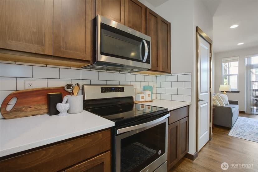 Property photo for 135 SW 185th Lane, Normandy Park photo 11