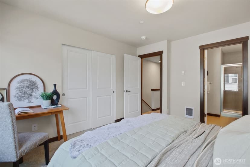 Property photo for 135 SW 185th Lane, Normandy Park photo 19