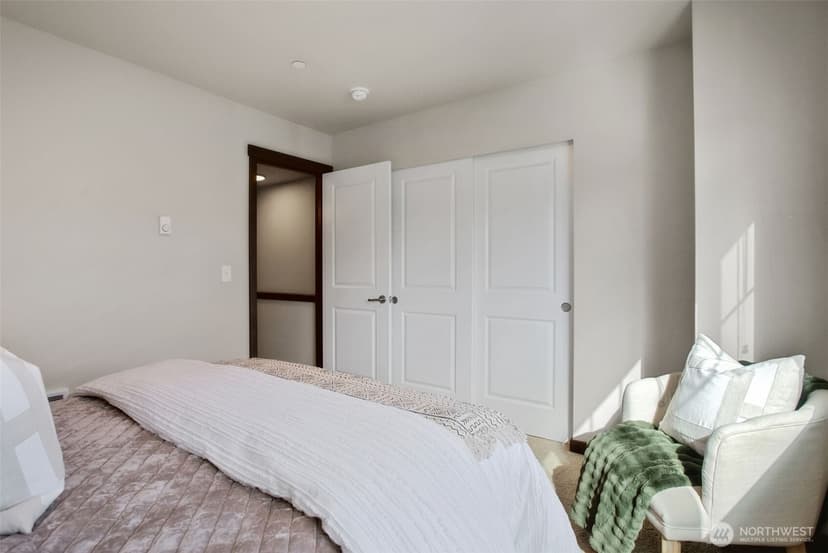 Property photo for 135 SW 185th Lane, Normandy Park photo 23