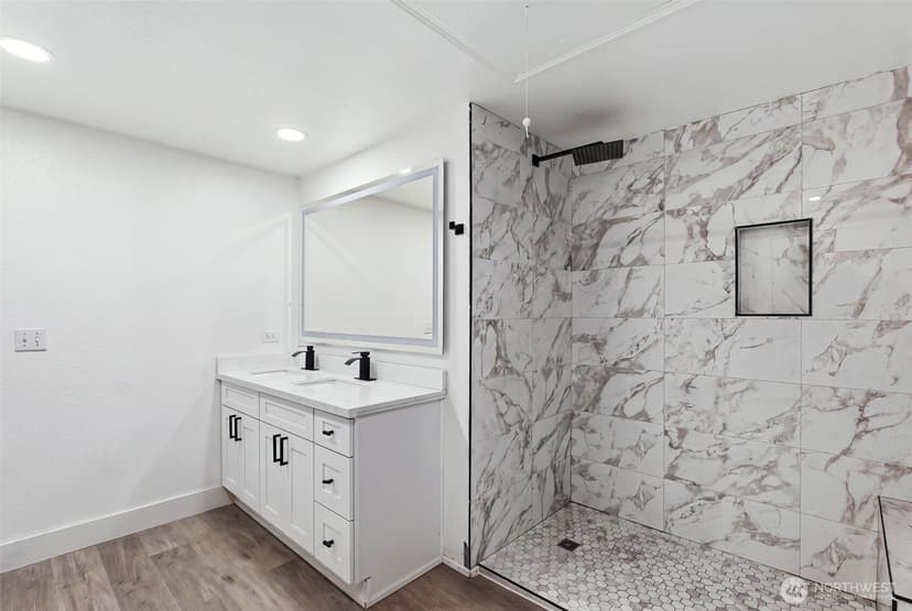Property photo for 9727 60th Street W, University Place photo 16