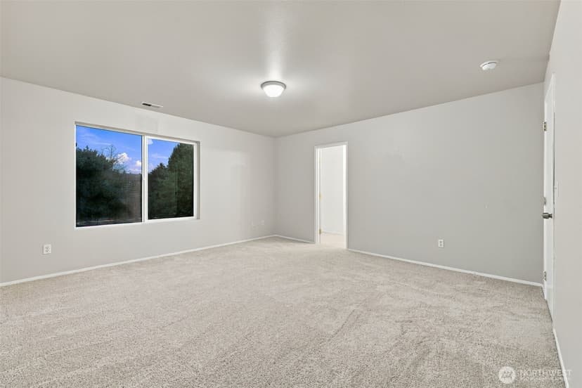 Property photo for 9502 E 187th St Ct E, Puyallup photo 23