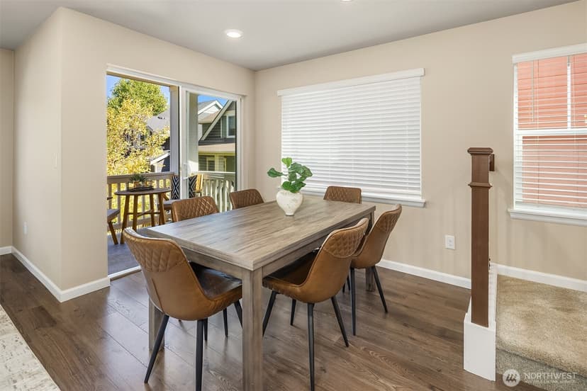 Property photo for 6716 34th Avenue SW, Seattle photo 15