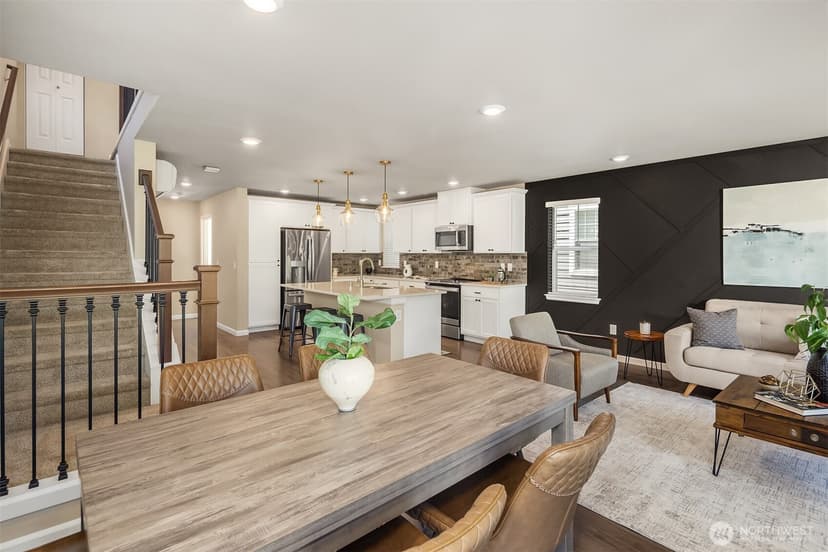 Property photo for 6716 34th Avenue SW, Seattle photo 16