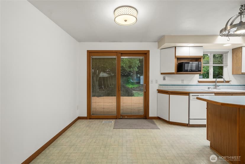 Property photo for 15815 96th Avenue Ct E, Puyallup photo 10