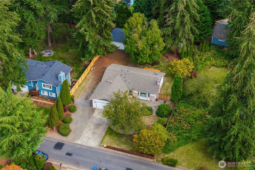 Property photo for 15815 96th Avenue Ct E, Puyallup photo 3